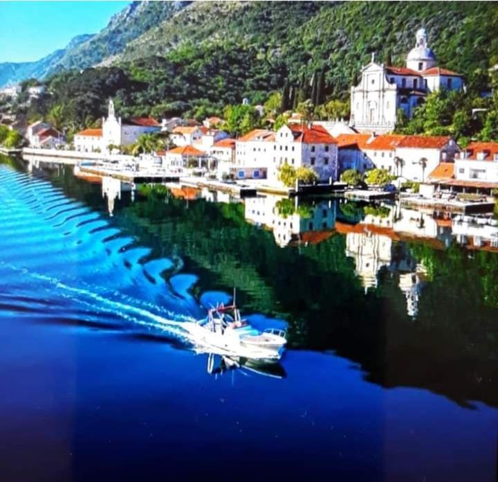 Apartments With Sea View In Prcanj Kotor Exterior foto